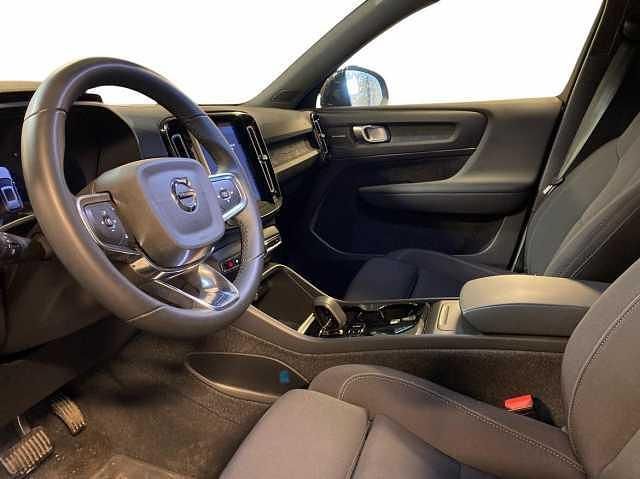 Begagnad Volvo XC40 Ultimate 175 kW (238 HK) 2023 Svart SUV