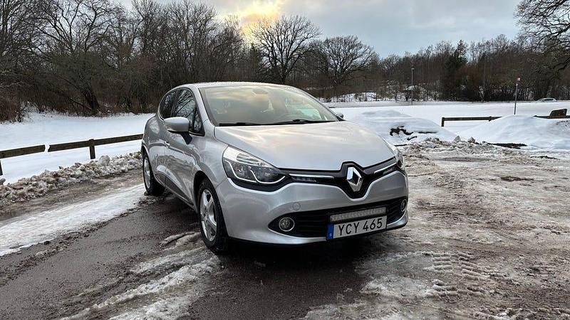 Begagnad Renault Clio IV 90 HK (66 kW) 2016