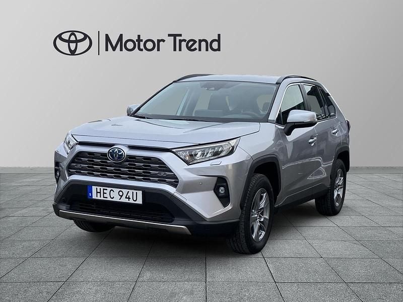 Begagnad Toyota RAV4 Hybrid Active 224 HK (164 kW) 2024 Silver SUV