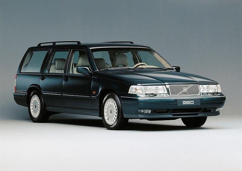 Blå Begagnad 2000 VW Passat Kombi | 12 345 kr - Bild 1/4