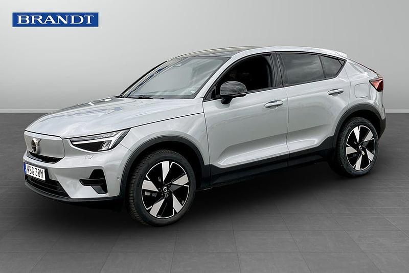 Grå Begagnad 2025 Volvo EC40 Core SUV | 429 900 kr (Dyr) - Bild 1/4