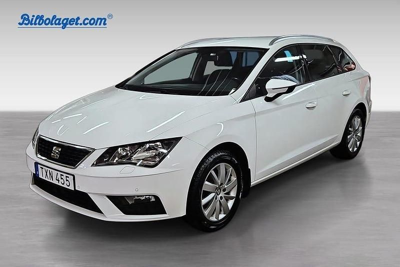 Vit Begagnad 2018 Seat Leon ST Kombi | 139 000 kr (Marknadspris) - Bild 1/4