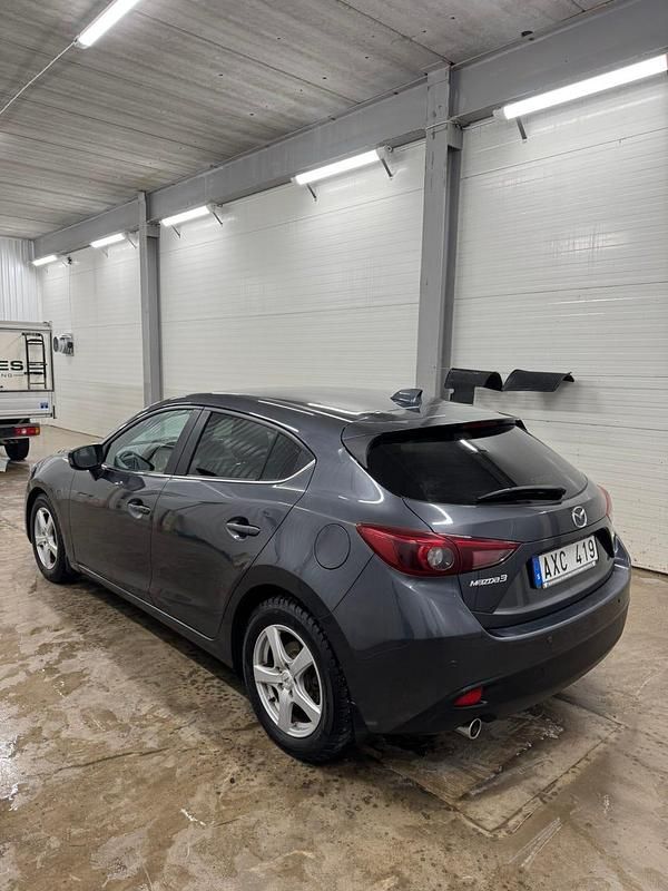 Begagnad Mazda 3 Inclusive 120 HK (88 kW) 2013