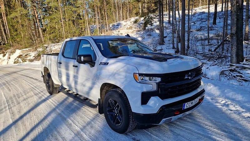 Begagnad Chevrolet Silverado 426 HK (313 kW) 2023