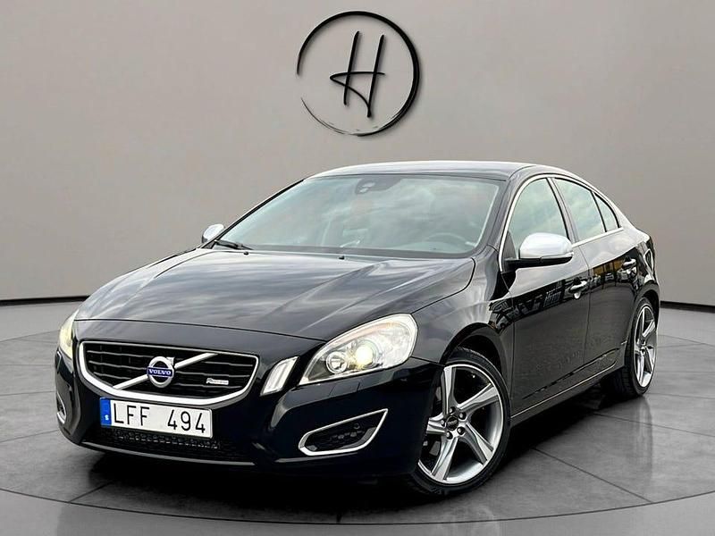 Begagnad Volvo S60 Momentum 150 HK (110 kW) 2010 Svart Sedan
