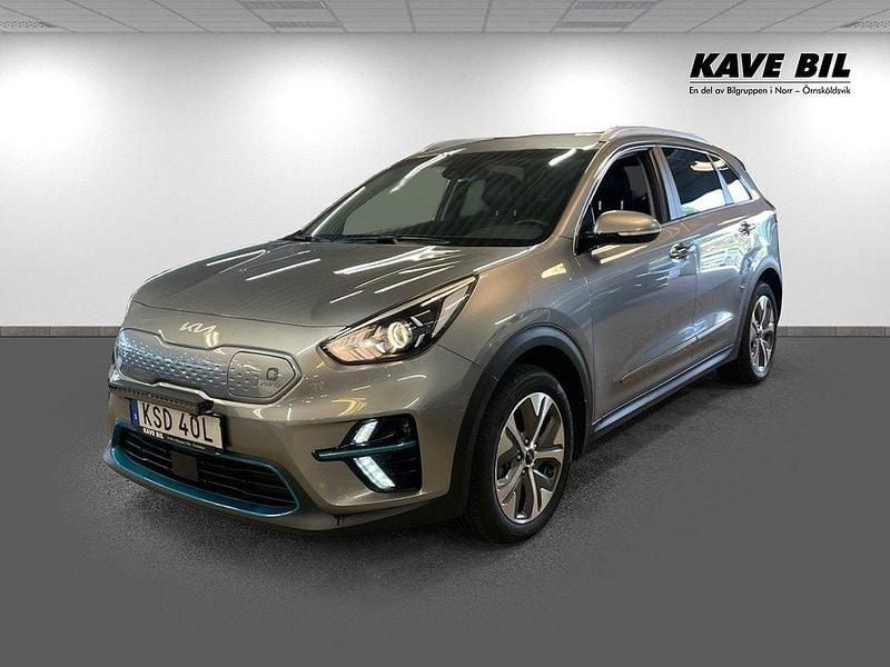 Grå Begagnad 2022 Kia e-Niro Advance SUV | 279 900 kr (Marknadspris) - Bild 1/4