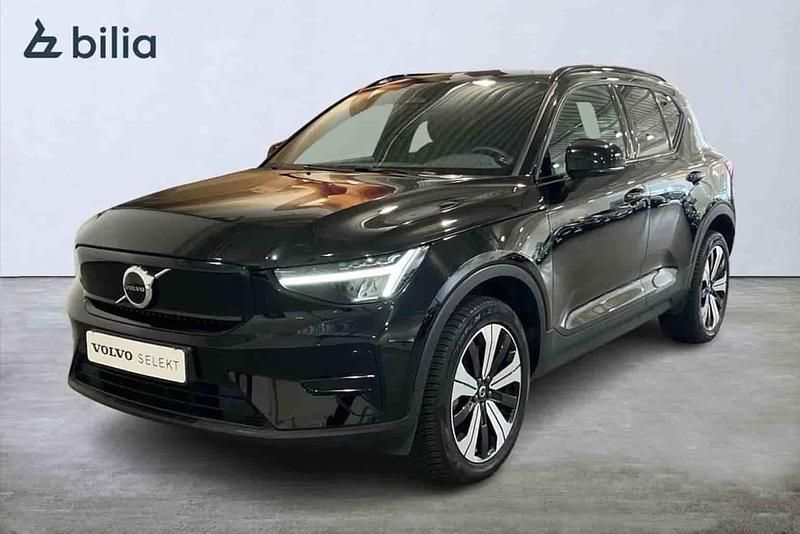 Svart Begagnad 2023 Volvo XC40 Single Motor SUV | 349 900 kr - Bild 1/1