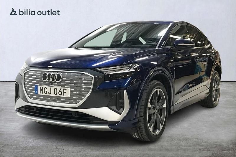 Blå Begagnad 2024 Audi Q4 e-tron S-Line SUV | 569 900 kr (Marknadspris) - Bild 1/3
