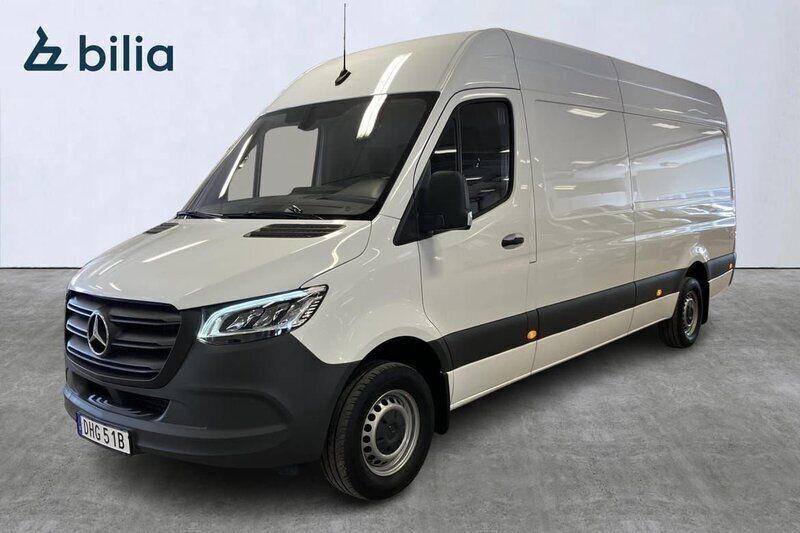 Vit Begagnad 2023 Mercedes Sprinter Van | 461 250 kr (Superpris) - Bild 1/4