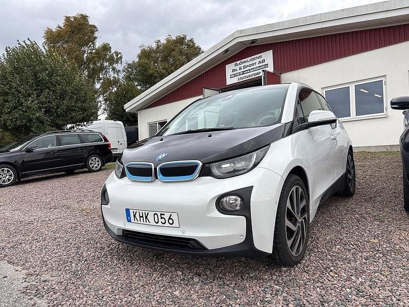 Vit Begagnad 2014 BMW i3 Comfort Edition Halvkombi | 134 000 kr - Bild 1/4