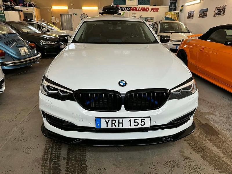 Begagnad BMW 520 Sport Line 190 HK (139 kW) 2017 Vit Sedan