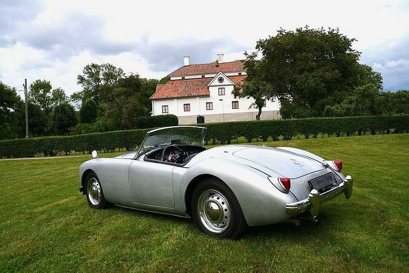 Begagnad 1959 MG 1600 Cab | 215 000 kr - Bild 1/4