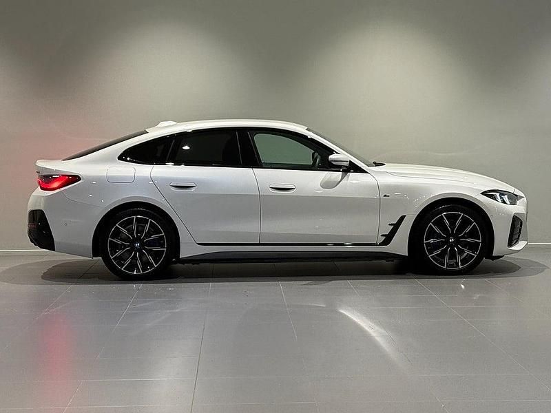 Begagnad BMW i4 Comfort Edition 250 kW (340 HK) 2025 Vit Sedan