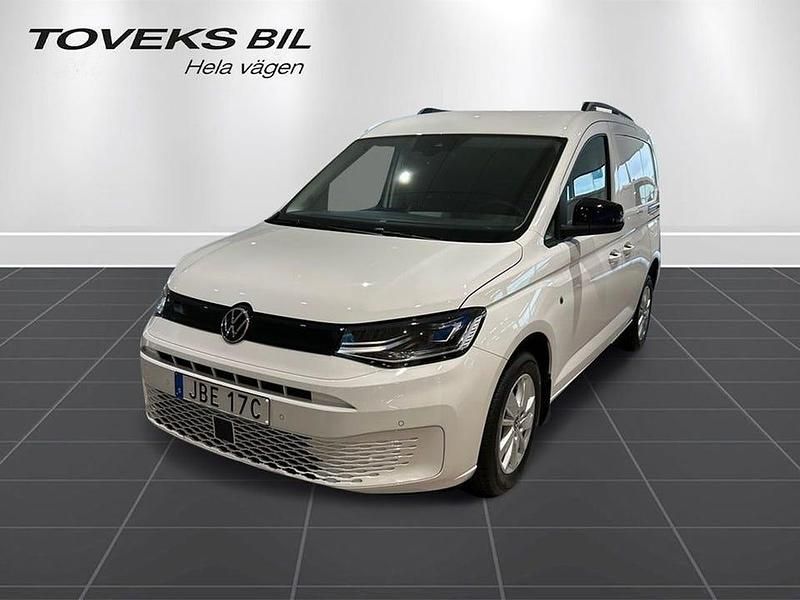 Candyvit Ny 2025 VW Caddy Minibuss | 374 875 kr (Bra pris) - Bild 1/4