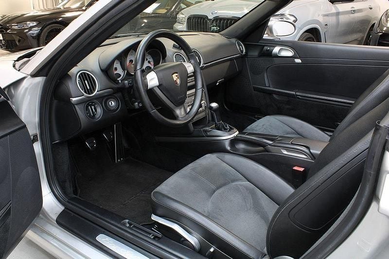 Begagnad Porsche Boxster S 284 HK (208 kW) 2005 Silver Cab