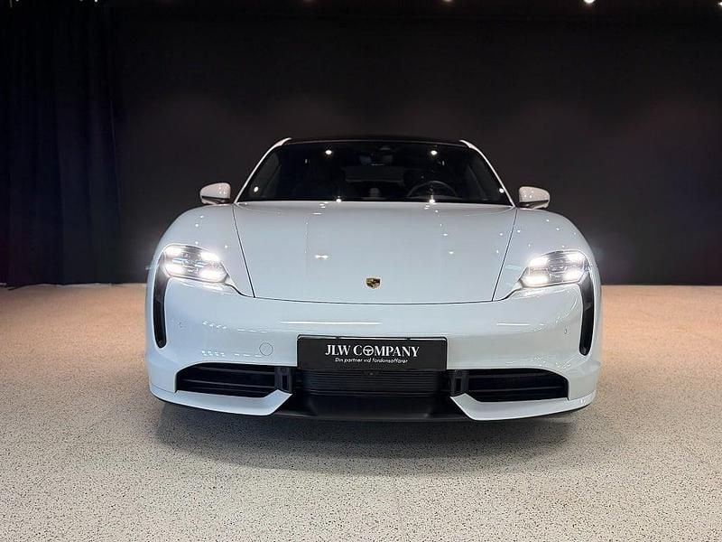 Begagnad Porsche Taycan Turbo 459 kW (625 HK) 2020 Sedan