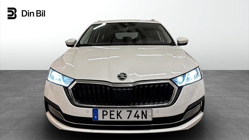 Begagnad Skoda Octavia 2021 Vit Kombi