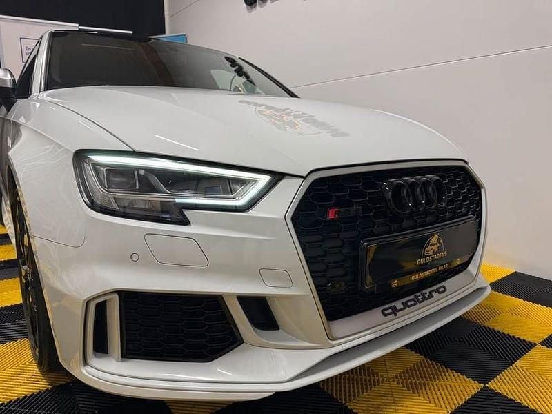 Begagnad Audi RS3 Sportback Sport 400 HK (294 kW) 2018 Vit Halvkombi