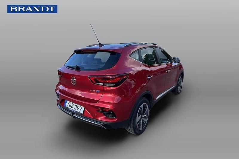 Röd Begagnad 2022 MG ZS Luxury Sedan | 204 900 kr (Superpris) - Bild 1/3