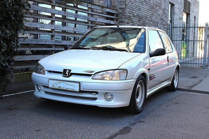 Vit Begagnad 1998 Peugeot 106 Halvkombi | 129 900 kr - Bild 1/4