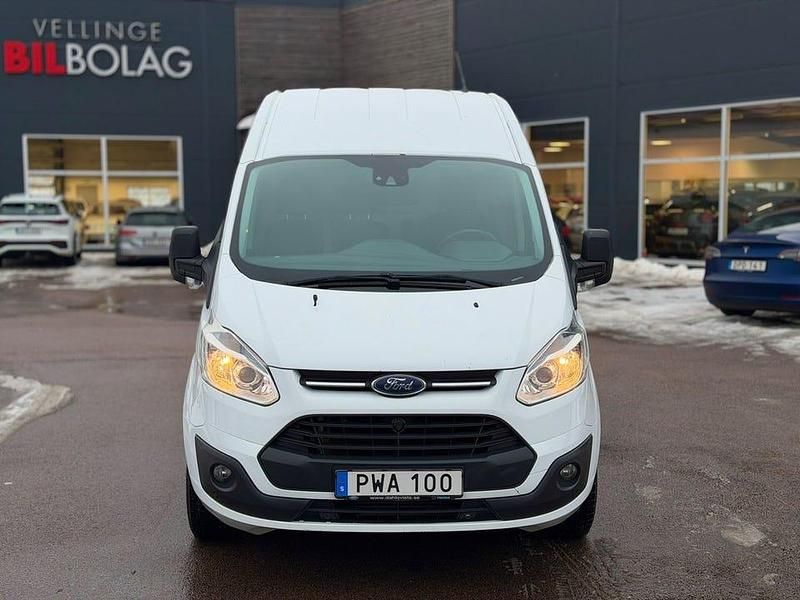 Begagnad Ford Transit Custom 125 HK (91 kW) 2015 Vit Sedan