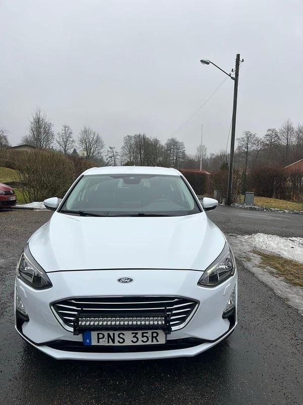 Begagnad Ford Focus 120 HK (88 kW) 2020