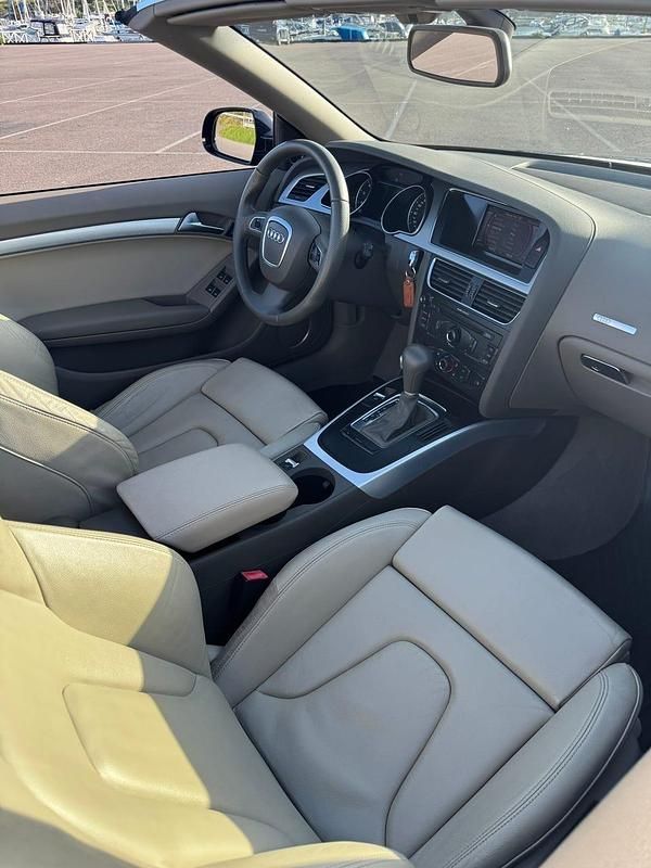 Begagnad Audi A5 180 HK (132 kW) 2010 Sportkupé