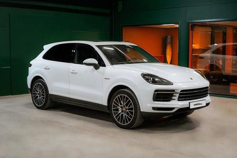 Begagnad Porsche Cayenne Sport 462 HK (339 kW) 2020 Vit SUV