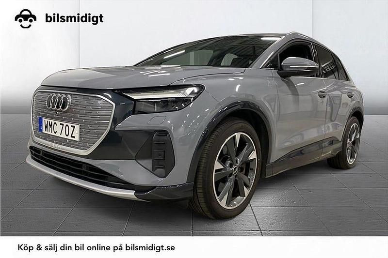 Grå Begagnad 2022 Audi Q4 e-tron Comfort SUV | 358 900 kr (Marknadspris) - Bild 1/3