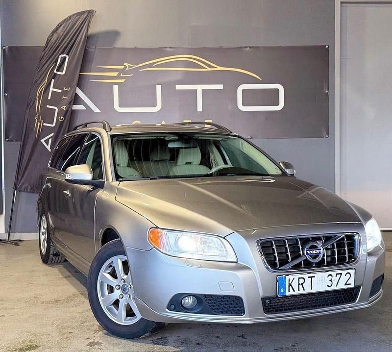 Ljusbrun (brun) Begagnad 2011 Volvo V70 Momentum Kombi | 69 800 kr (Bra pris) - Bild 1/4