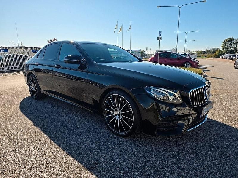 Begagnad Mercedes E220 AMG line 194 HK (142 kW) 2018 Svart Sedan