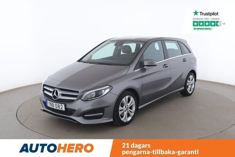 Mörkgrå (grå) Begagnad 2017 Mercedes B180 Minibuss | 152 000 kr - Bild 1/4