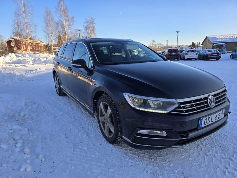Begagnad 2017 VW Passat R-line | 130 000 kr (Superpris) - Bild 1/4