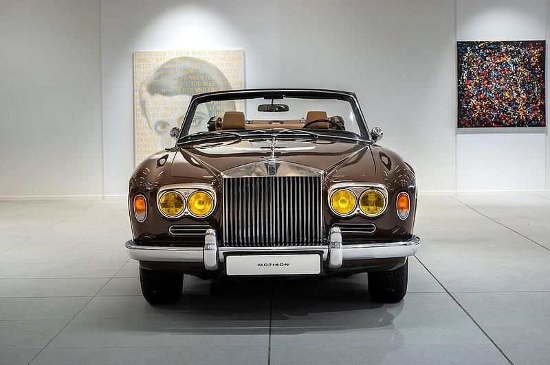Begagnad Rolls Royce Silver Shadow 203 HK (149 kW) 1971 Mörkbrun Cab