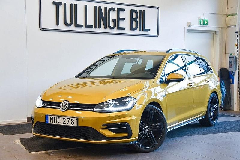 Gul Begagnad 2018 VW Golf VII R-line Kombi | 199 900 kr (Marknadspris) - Bild 1/4