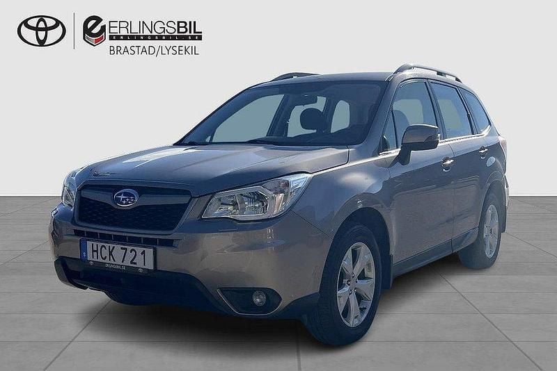 Ljusbrun (brun) Begagnad 2015 Subaru Forester SUV | 159 000 kr (Bra pris) - Bild 1/4