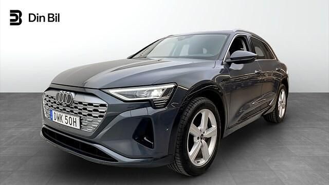 Magnetgrå Begagnad 2024 Audi Q8 e-tron Proline SUV | 559 000 kr (Superpris) - Bild 1/4