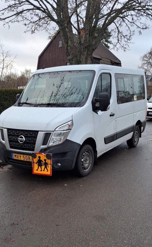 Vit Begagnad 2016 Nissan NV400 Van | 120 000 kr (Superpris) - Bild 1/1