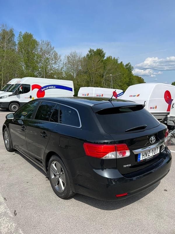 Begagnad Toyota Avensis Multidrive S 147 HK (108 kW) 2015 Kombi