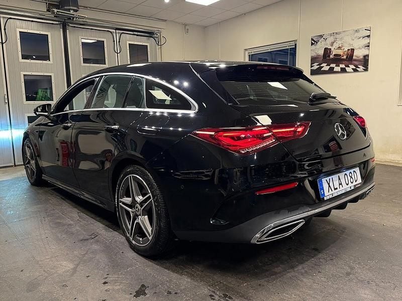 Begagnad Mercedes CLA200 Shooting Brake AMG 150 HK (110 kW) 2020 Svart Kombi