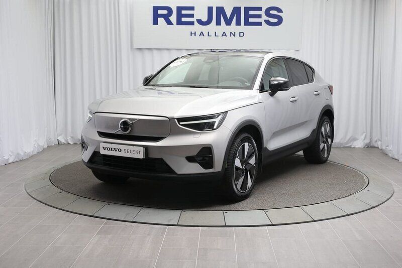 Silver Begagnad 2023 Volvo EC40 Plus SUV | 439 500 kr (Bra pris) - Bild 1/3