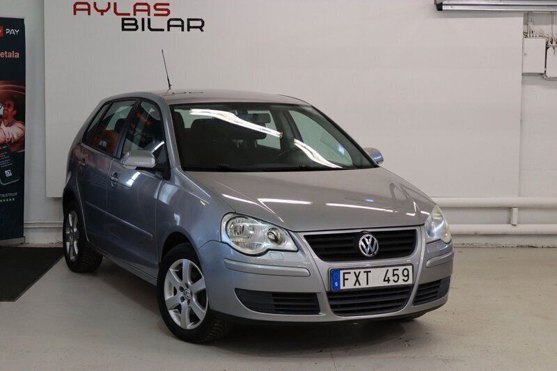 Silver Begagnad 2008 VW Polo Halvkombi | 44 900 kr (Marknadspris) - Bild 1/4