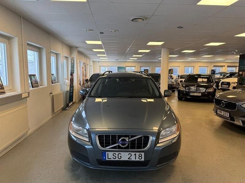 Begagnad Volvo V70 Kinetic 116 HK (85 kW) 2012 Blå Kombi