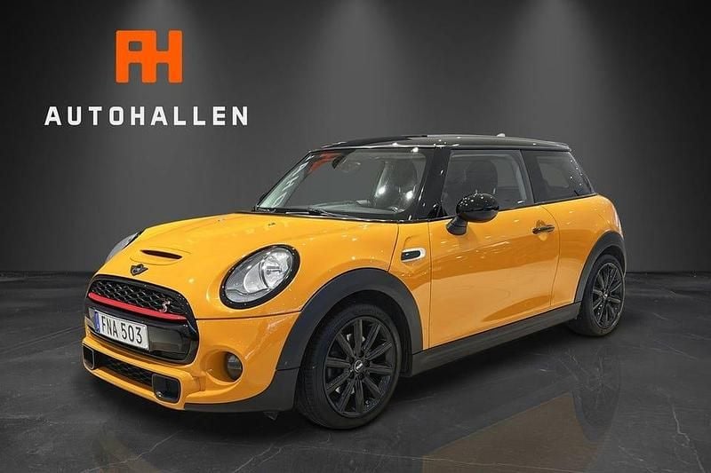 Orange Begagnad 2014 Mini Cooper S Chili Halvkombi | 134 900 kr (Marknadspris) - Bild 1/4