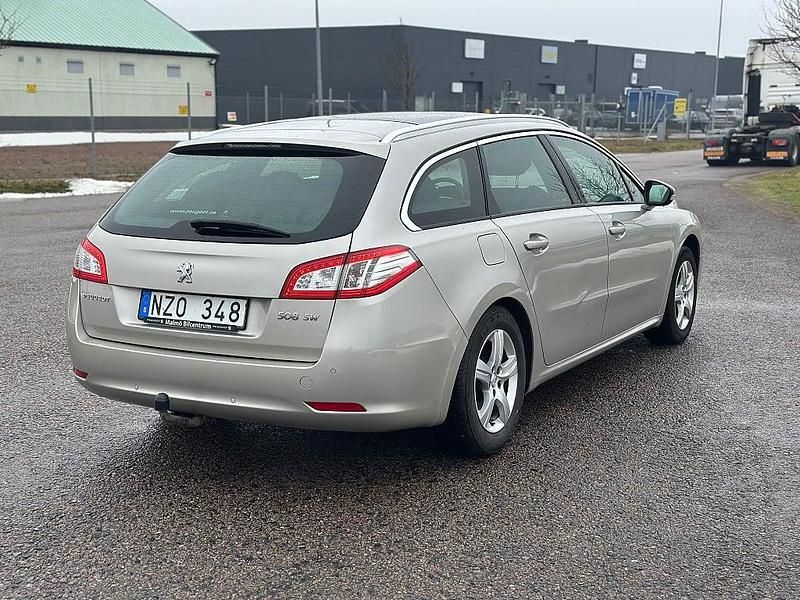 Begagnad Peugeot 508 SW 114 HK (83 kW) 2013 Brun Kombi