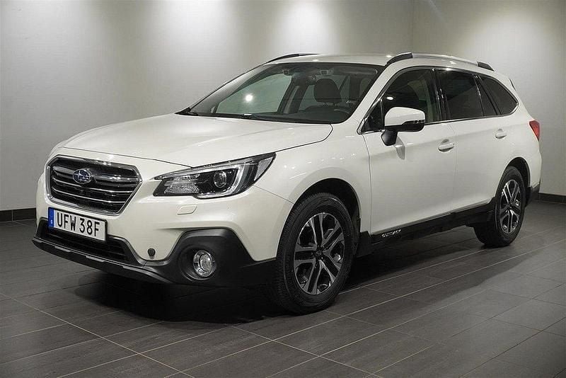 Vit Begagnad 2019 Subaru Outback SUV | 279 900 kr (Lite dyr) - Bild 1/4