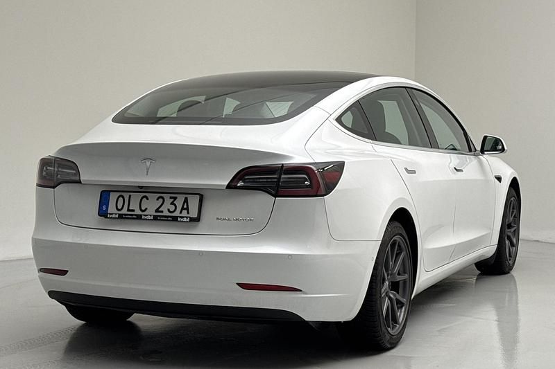 Begagnad Tesla Model 3 Long Range AWD 366 kW (498 HK) 2020 Vit Sedan