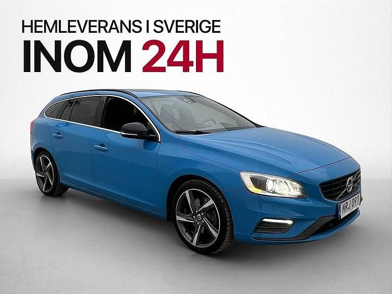 Begagnad Volvo V60 R-Design 230 HK (169 kW) 2014 Blå Kombi