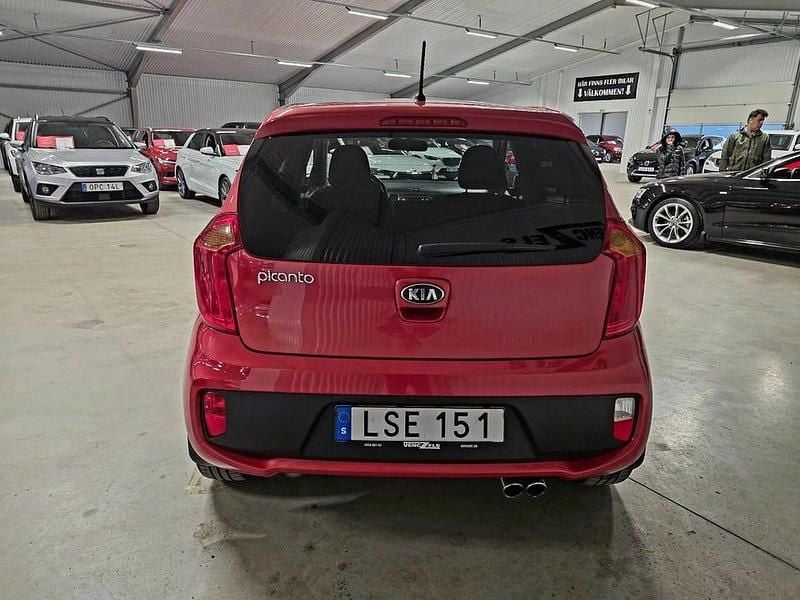 Begagnad Kia Picanto 69 HK (50 kW) 2014 Röd Halvkombi