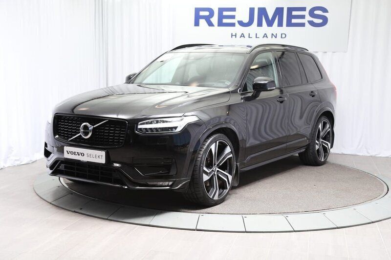 Svart Begagnad 2022 Volvo XC90 Pro SUV | 594 500 kr (Bra pris) - Bild 1/4